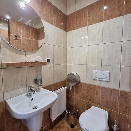 Jola Hotel