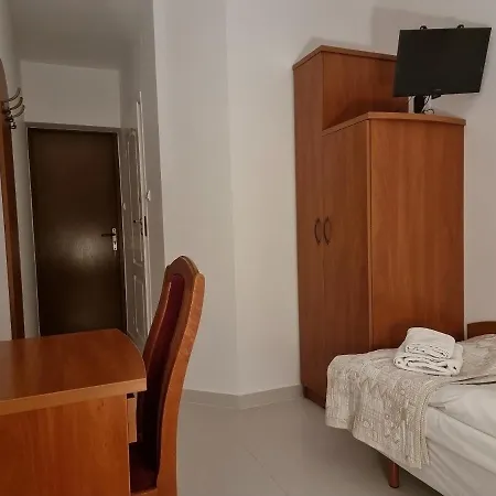 Jola Hotel