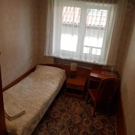 Jola Hotel 3*