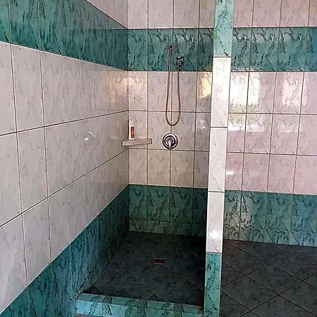 Jola Hotel