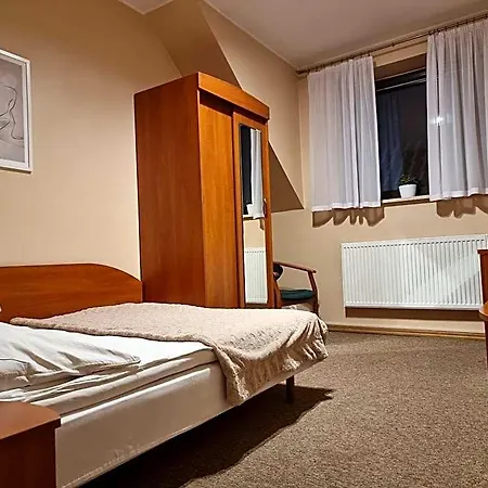 Jola Hotel Września