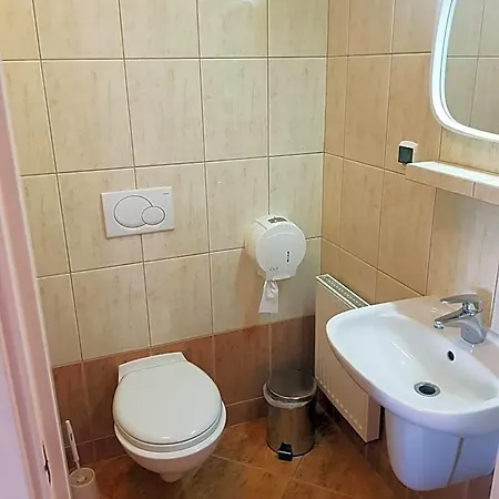 Hotel Jola 3*